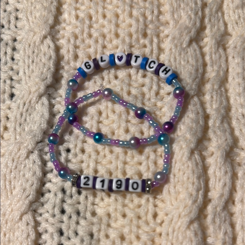 Taylor Swift “Glitch” Handmade Bracelet Set
